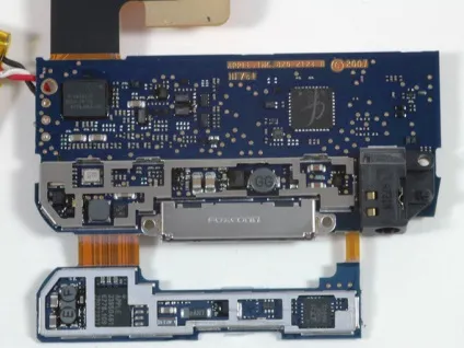 Як розібрати плеєр apple ipod touch 1-го покоління - блогофоліо роману паулова (apple) Як розібрати плеєр apple ipod touch 1-го покоління - блогофоліо роману паулова