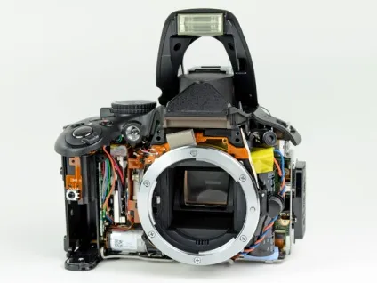 Як розібрати фотоапарат nikon d5100, корисні статті від itcomplex (фотоапарат) Як розібрати фотоапарат nikon d5100, корисні статті від itcomplex