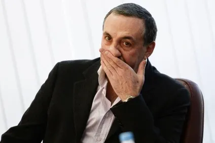 Расул Мірзаєв як при шалені гроші в футболі наші не виходять з групи! (Наші) Расул Мірзаєв як при шалені гроші в футболі наші не виходять з групи!