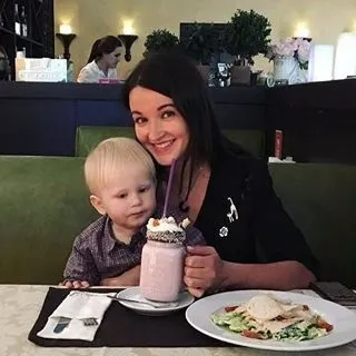 Ресторан - фарфалліна - s photos in @ farfallina33_ instagram account (44-63-34 фарфаліна33 ресторанивладіміра) Ресторан - фарфалліна - s photos in @ farfallina33_ instagram account