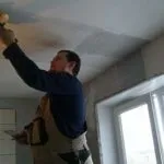 Ріжемо кути стельового плінтуса стуслом і без нього, ремонт квартири своїми руками (ріжемо) Ріжемо кути стельового плінтуса стуслом і без нього, ремонт квартири своїми руками