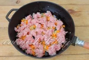 Рис з фаршем на сковороді, рецепт з фото (масло) Рис з фаршем на сковороді, рецепт з фото