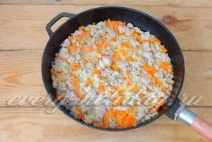 Рис з фаршем на сковороді, рецепт з фото (каррі) Рис з фаршем на сковороді, рецепт з фото