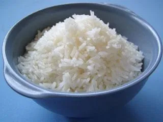 Рис по-тайськи з морепродуктами (перець чилі червоний) Рис по-тайськи з морепродуктами