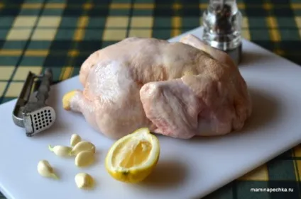 Рецепт курчати з лимоном і часником в духовці