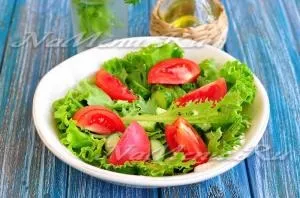 Салат з авокадо з помідорами і огірками, рецепт з фото (огірок) Салат з авокадо з помідорами і огірками, рецепт з фото