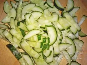 Салат з помідорів з сиром і кукурудзою (салат з помідорів) Салат з помідорів з сиром і кукурудзою