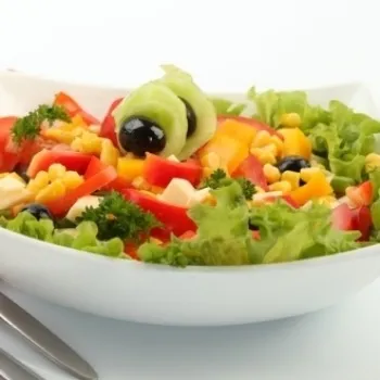 Салат з кукурудзою і сиром, topsalads (салат) Салат з кукурудзою і сиром, topsalads