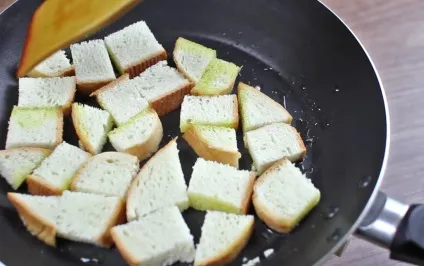 Салат цезар з куркою, класичний простий рецепт (приготувати салат цезар) Салат цезар з куркою, класичний простий рецепт