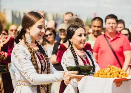 Сабантуй 2017 року якого числа, як відсвяткувати (2017) Сабантуй 2017 року якого числа, як відсвяткувати