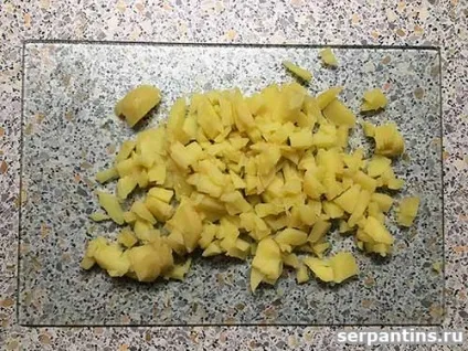 Салат з куркою, картоплею і грибами (картоплею) Салат з куркою, картоплею і грибами