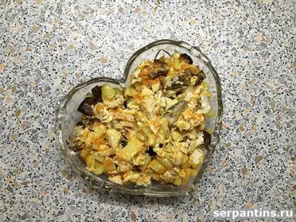 Салат з куркою, картоплею і грибами (куркою) Салат з куркою, картоплею і грибами