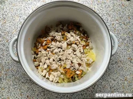 Салат з куркою, картоплею і грибами (куркою картоплею грибами) Салат з куркою, картоплею і грибами