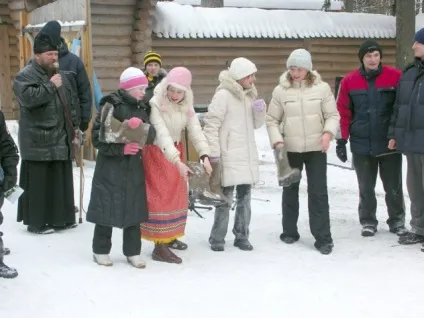 Різдвяні святочні ворожіння