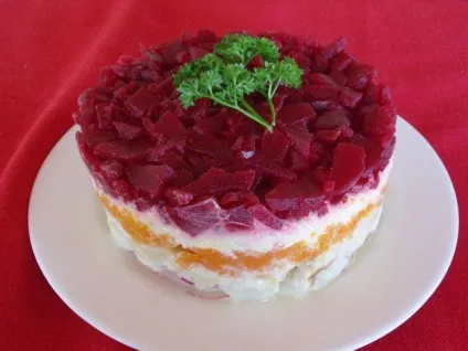Салат генерал рецепти з куркою, м'ясом і просто з овочами (салат «Мій генерал») Салат генерал рецепти з куркою, м'ясом і просто з овочами