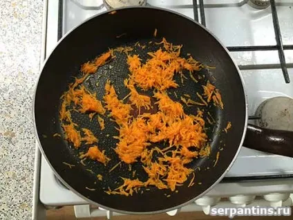 Салат з куркою, картоплею і грибами (картоплею) Салат з куркою, картоплею і грибами