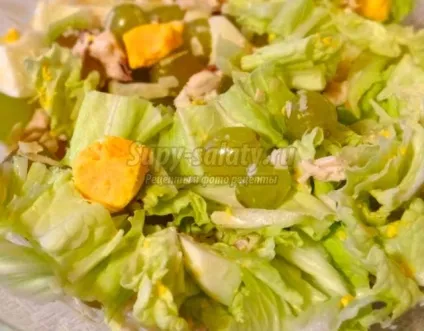 Салат з куркою і ананасами, салати з ананасом рецепти, салат з кури з ананасом (ананасом) Салат з куркою і ананасами, салати з ананасом рецепти, салат з кури з ананасом