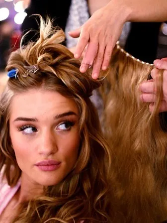 Як зробити локони волосся як у моделей victoria - s secret волосся на шпильках у ангелів вікторії (волосся) Як зробити локони волосся як у моделей victoria - s secret волосся на шпильках у ангелів вікторії