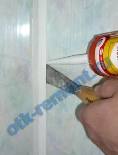 Санвузол, обробка ванної кімнати пластиковими панелями 2 (ванною) Санвузол, обробка ванної кімнати пластиковими панелями 2