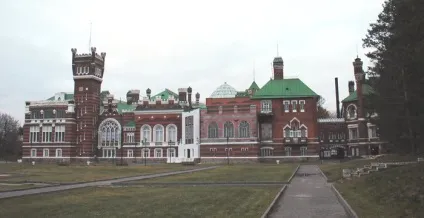 Шереметьєвський - Шереметьєвський замок в Юркове