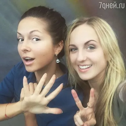 Сестра Нюші не може звикнути до її імені (@nyusha_nyusha Instagram Нюші) Сестра Нюші не може звикнути до її імені