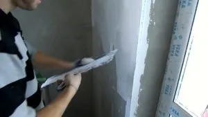 Штукатурка глиняних стін як вирівняти під шпалери