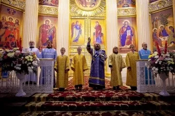 Символ віри церковнослов'янською і українській мовах (віри) Символ віри церковнослов'янською і українській мовах