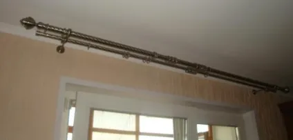 Штори під колір натяжної стелі і їх установка