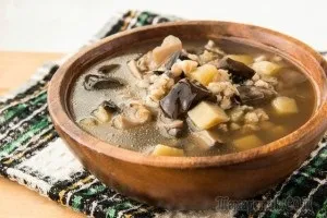 Скільки калорій в супі