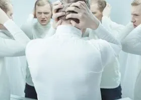 Соціофобія види, правила спілкування та боротьби