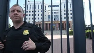 Стрілянина в суді члени банди ДТА напали на конвой, троє бандитів вбито - ріа новини (росгвардія) Стрілянина в суді члени банди ДТА напали на конвой, троє бандитів вбито - ріа новини