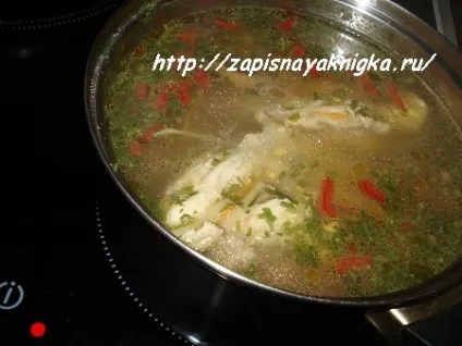 Суп локшина з грибами