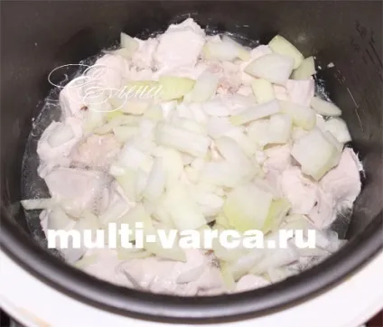 Суп з куркою і рисом в мультиварці