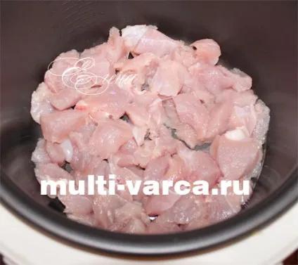 Суп з куркою і рисом в мультиварці