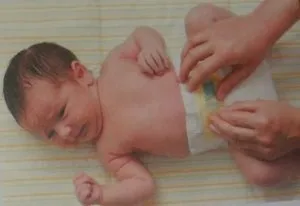 Як змінити малюкові підгузник