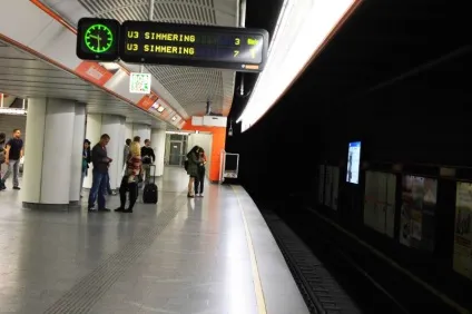 Як заощадити на проїзді в вені - купуємо добовий проїзний (квиток на метро в вені) Як заощадити на проїзді в вені - купуємо добовий проїзний