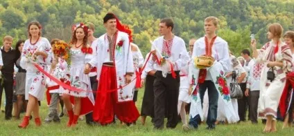Весілля в українському стилі - ідеї оформлення, сценарій, фото і відео (оформлення) Весілля в українському стилі - ідеї оформлення, сценарій, фото і відео