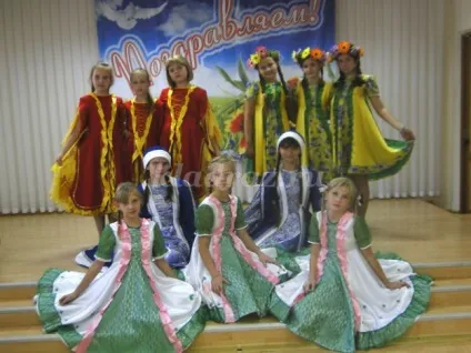 Танцювальні костюми для сучасних танців (своєї) Танцювальні костюми для сучасних танців