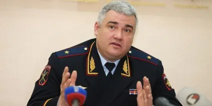 Темна конячка на чолі гибдд огляди комп'ютери (главі) Темна конячка на чолі гибдд огляди комп'ютери