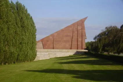 Трептов-парк опис, фото і відео (Трептов-парк) Трептов-парк опис, фото і відео
