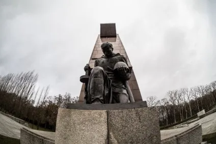 Трептов-парк опис, фото і відео (Трептов-парк) Трептов-парк опис, фото і відео