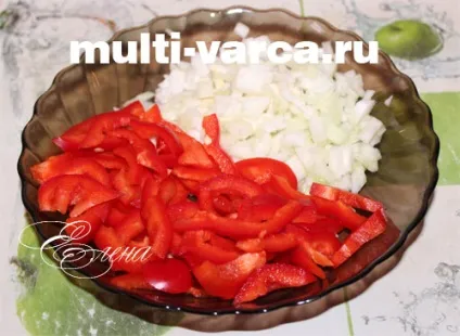 Тушкована курка з помідорами в мультиварці (тушкована) Тушкована курка з помідорами в мультиварці