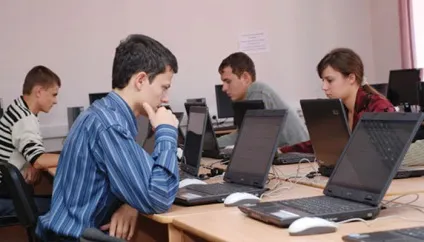 Вчимо українську мову по скайпу (український) Вчимо українську мову по скайпу