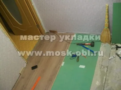 Укладання ламінату в пана образному коридорі (ламінату пана образному коридорі) Укладання ламінату в пана образному коридорі