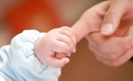 У дитини ріжуться зуби що робити ніж знеболити ніж допомогти (дитини) У дитини ріжуться зуби що робити ніж знеболити ніж допомогти