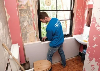Утеплення стіни зсередини панельного будинку (застосування пінополіуретану використання пінопласту утеплення із застосуванням пінополістиролу) Утеплення стіни зсередини панельного будинку