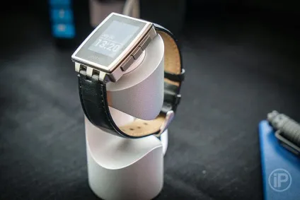 Вибираємо відповідний док для apple watch (Just Mobile TimeStand) Вибираємо відповідний док для apple watch