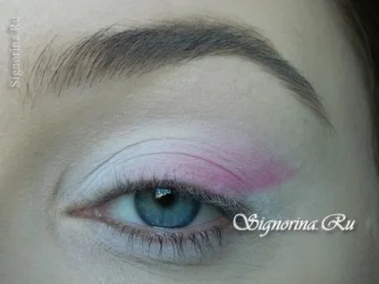 Весняний макіяж в ніжно-пастельних тонах урок з покроковими фото (макіяж) Весняний макіяж в ніжно-пастельних тонах урок з покроковими фото