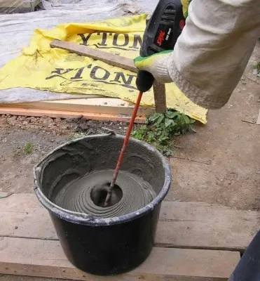 Вирівнювання підлоги самовирівнюється сумішшю відео поради