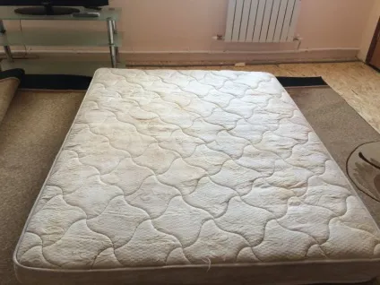 Як прати наматрацник в пральній машині і руками (прати) Як прати наматрацник в пральній машині і руками